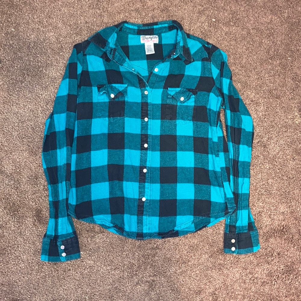 Green and black Wrangler button up flannel